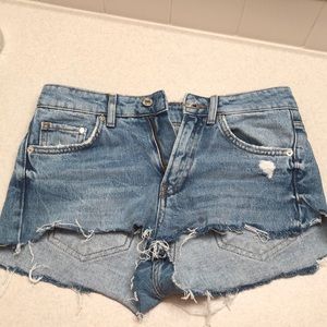 H&M DIY cut off jean shorts sz 25